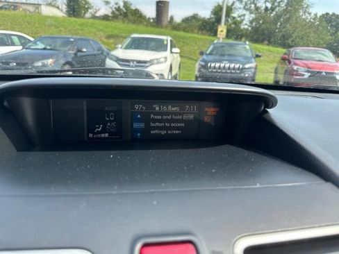 Used 2016 Subaru WRX Premium AWD/4WD image 17