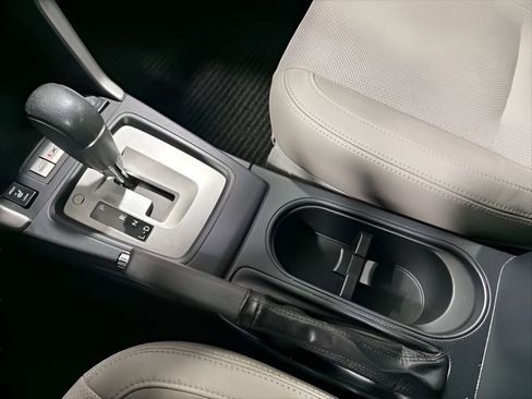 Used 2017 Subaru Forester 2.5i Limited w/ Popular Package #2 image 23