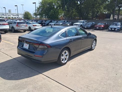 Used 2025 Honda Accord LX image 7