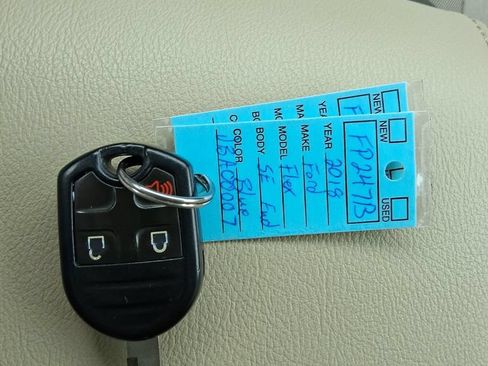 Used 2018 Ford Flex SE FWD image 26