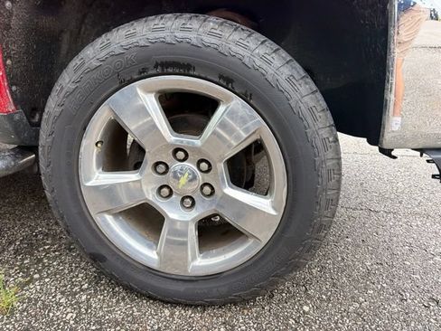 Used 2017 Chevrolet Silverado 1500 LTZ w/ Sport Package AWD/4WD image 10