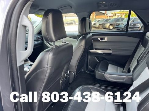 Used 2023 Ford Explorer XLT w/ Equipment Group 202A RWD image 11