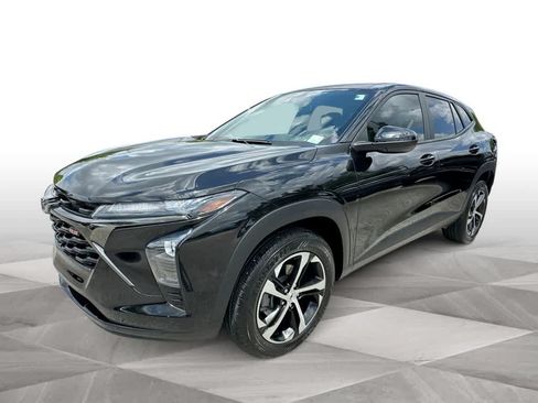 Used 2024 Chevrolet Trax RS FWD image 4