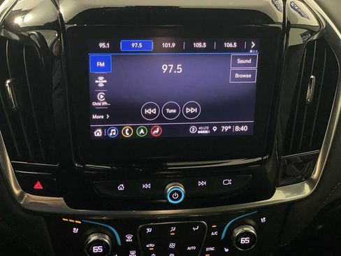 Used 2023 Chevrolet Traverse Premier w/ Redline Edition FWD image 12