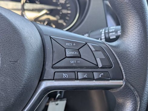 Used 2019 Nissan Rogue Sport S AWD/4WD image 16