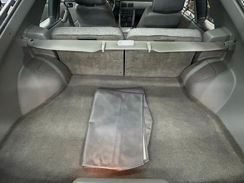 Used 1988 Ford Mustang GT RWD image 25