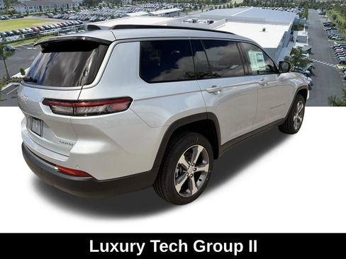 New 2026 Jeep Grand Cherokee L Limited w/ Luxury Tech Group II RWD image 4