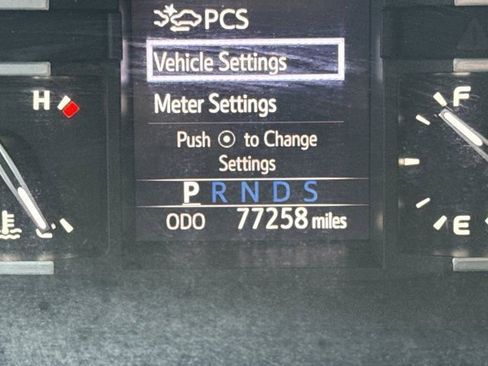 Used 2019 Toyota Tundra SR5 w/ SR5 Upgrade Package image 19