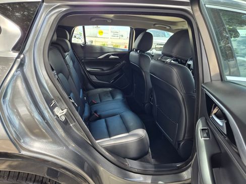 Used 2017 INFINITI QX30 Premium w/ Navigation Package FWD image 23