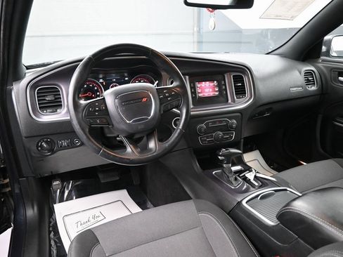 Used 2016 Dodge Charger SE image 10
