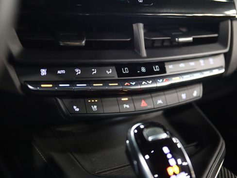 Used 2025 Cadillac CT4 V Blackwing w/ Driver Assist Package RWD image 31