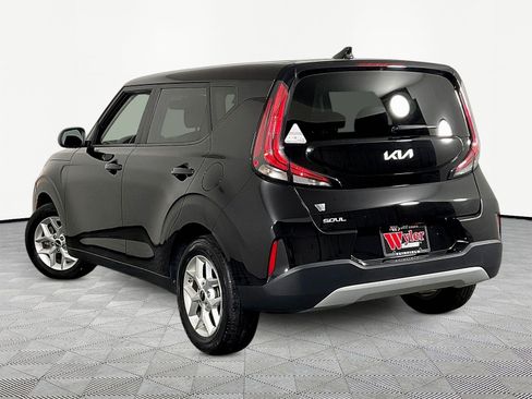 Used 2024 Kia Soul LX w/ Option Group 015 FWD image 4