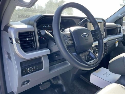New 2026 Ford F550 4x4 Supercab Super Duty image 14