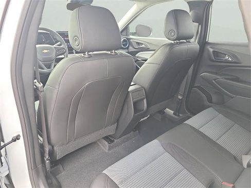 New 2026 Chevrolet Trax LT image 11