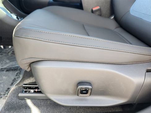 New 2026 Volvo EX30 Plus image 12