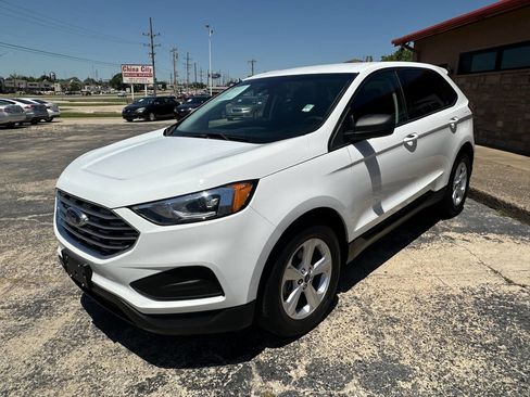 Used 2019 Ford Edge SE FWD image 5
