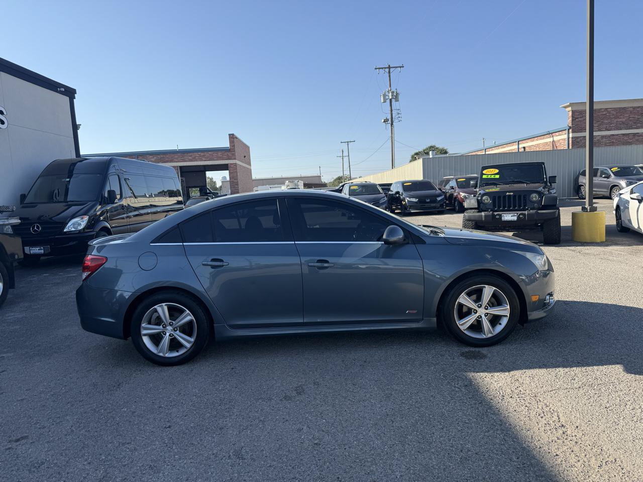 Used 2012 Chevrolet Cruze LT w/ RS Package FWD image 5