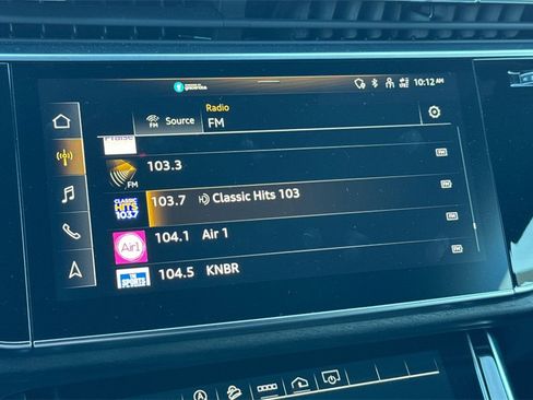 Used 2022 Audi Q8 Premium Plus image 17