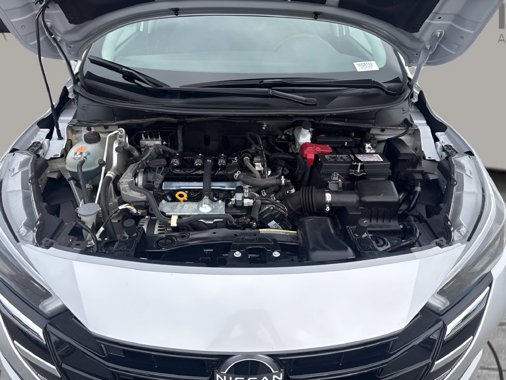 Used 2025 Nissan Versa SV FWD image 25