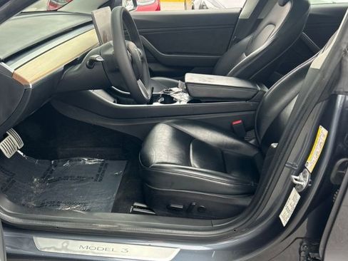 Used 2020 Tesla Model 3 Performance image 6