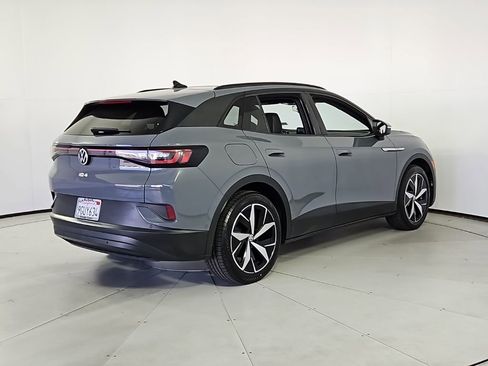 Used 2023 Volkswagen ID.4 Pro S image 7