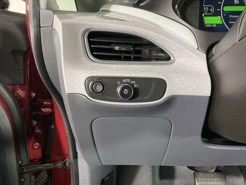 Used 2020 Chevrolet Bolt LT image 20