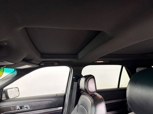 Used 2017 Ford Explorer Sport image 10