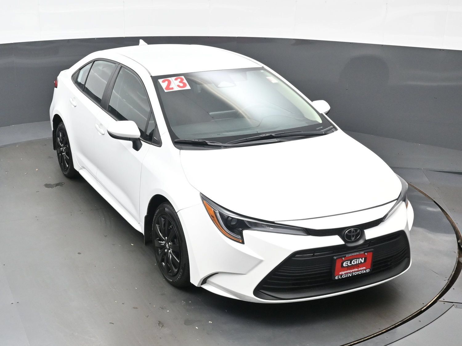 Used 2023 Toyota Corolla LE FWD image 32