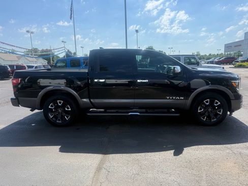 Used 2024 Nissan Titan Platinum Reserve w/ Moonroof Package RWD image 2