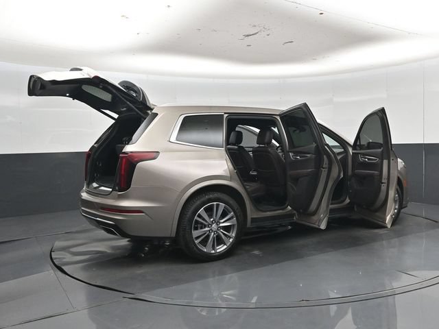 Used 2022 Cadillac XT6 Premium Luxury FWD image 58