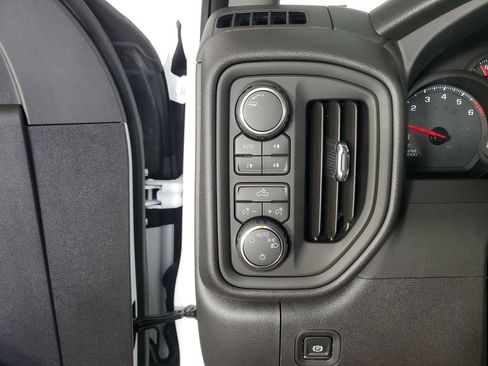 New 2026 Chevrolet Silverado 1500 Custom Trail Boss w/ Turbomax Blackout Package AWD/4WD image 28