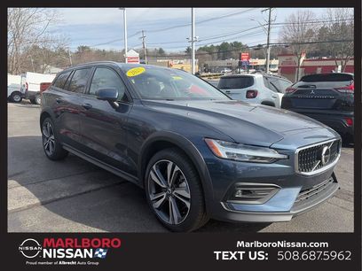 Used 2025 Volvo V60 B5 Cross Country Plus