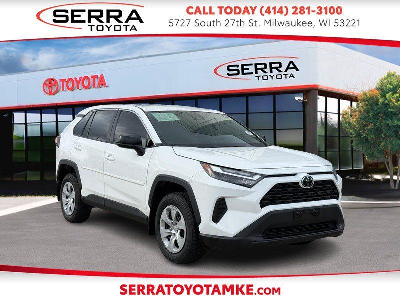 Used 2023 Toyota RAV4 LE AWD/4WD image 1
