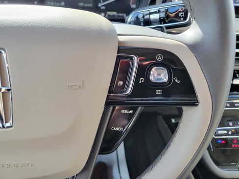 Certified 2022 Lincoln Corsair AWD w/ Equipment Group 101A image 21