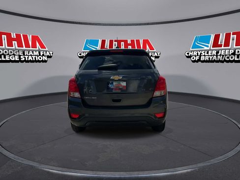 Used 2020 Chevrolet Trax LS w/ Tint and Cruise Package AWD/4WD image 7