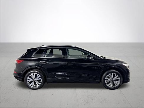 Used 2023 Audi Q4 e-tron Premium Plus w/ Premium Plus RWD image 5