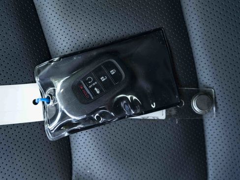 Used 2025 Honda Accord Sport image 46