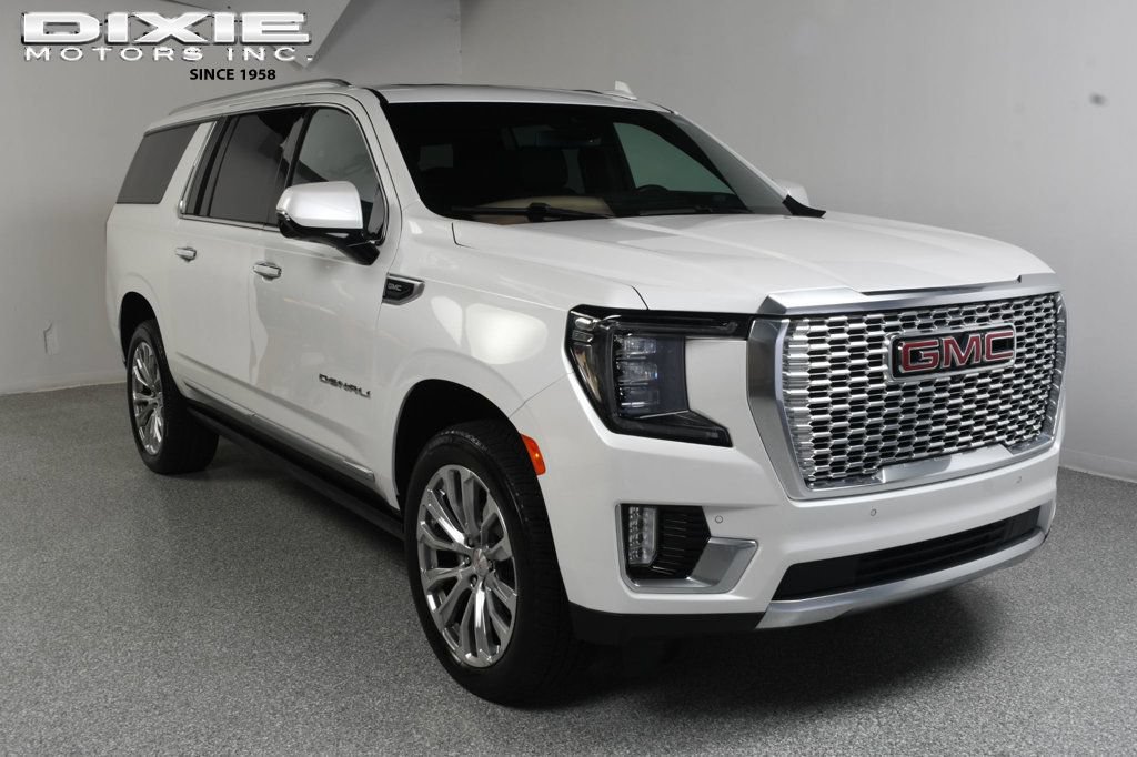 Used 2024 GMC Yukon XL Denali AWD/4WD image 1