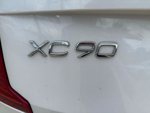 Used 2021 Volvo XC90 T8 Inscription w/ Protection Package Premier AWD/4WD image 10