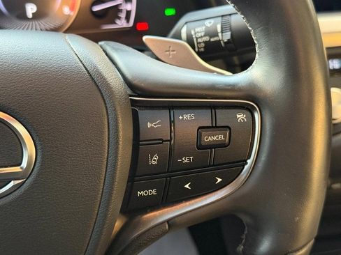 Used 2021 Lexus ES 250 w/ Premium Package image 21