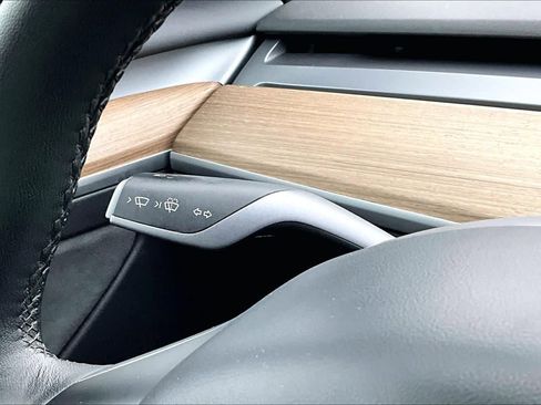 Used 2022 Tesla Model 3 Long Range image 35