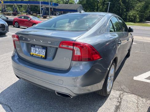 Used 2016 Volvo S60 T5 Premier w/ Convenience Package FWD image 4