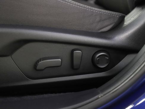 Used 2024 Subaru Crosstrek 2.0i Premium image 28