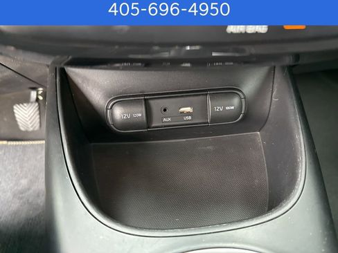 Used 2016 Kia Soul Base image 28