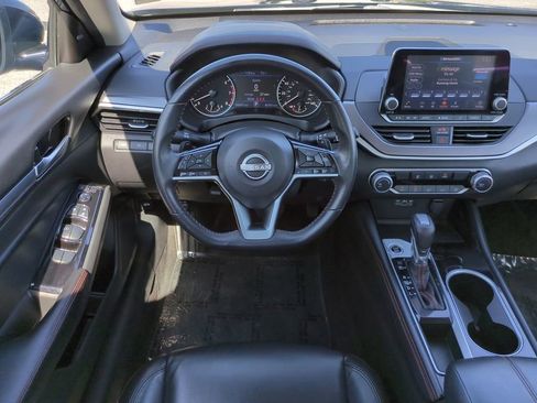 Certified 2024 Nissan Altima 2.5 SR image 15