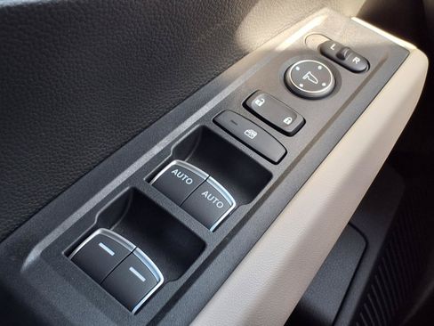 Used 2026 Honda Accord LX image 9