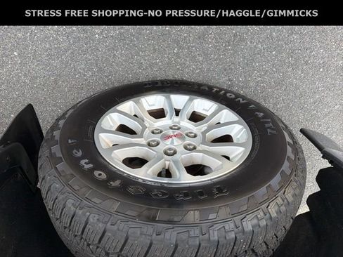 Used 2017 GMC Sierra 1500 SLE w/ SLE Preferred Package image 12