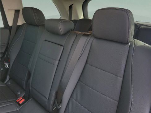 New 2026 Mercedes-Benz GLS 450 4MATIC image 9