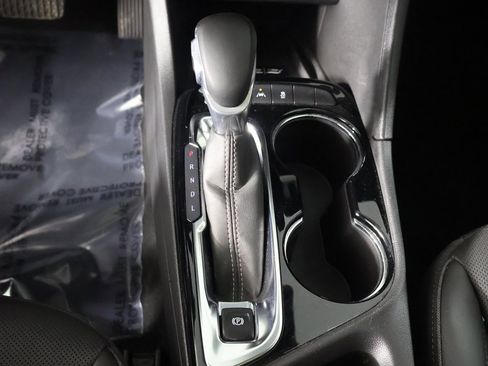 Used 2024 Buick Encore GX Sport Touring w/ Experience Buick Package image 46