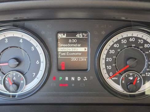 Used 2024 RAM 1500 Classic SLT image 19